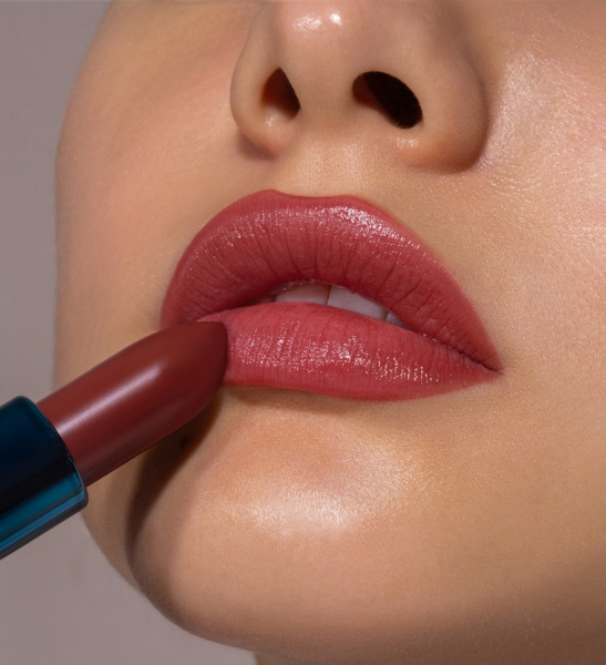 Для губ помада-бальзам для губ mint balm 106 red honey luxvisage